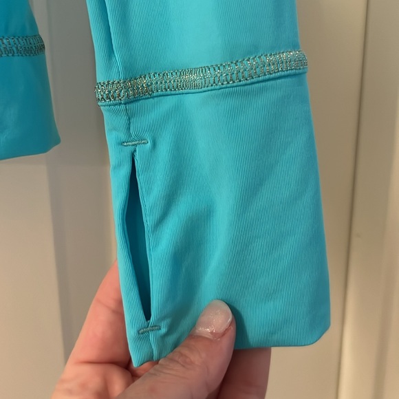 Lilly Pulitzer x Meryl UPF 50+ Meryl Nylon Renay Amalfi Blue - Picture 6 of 7